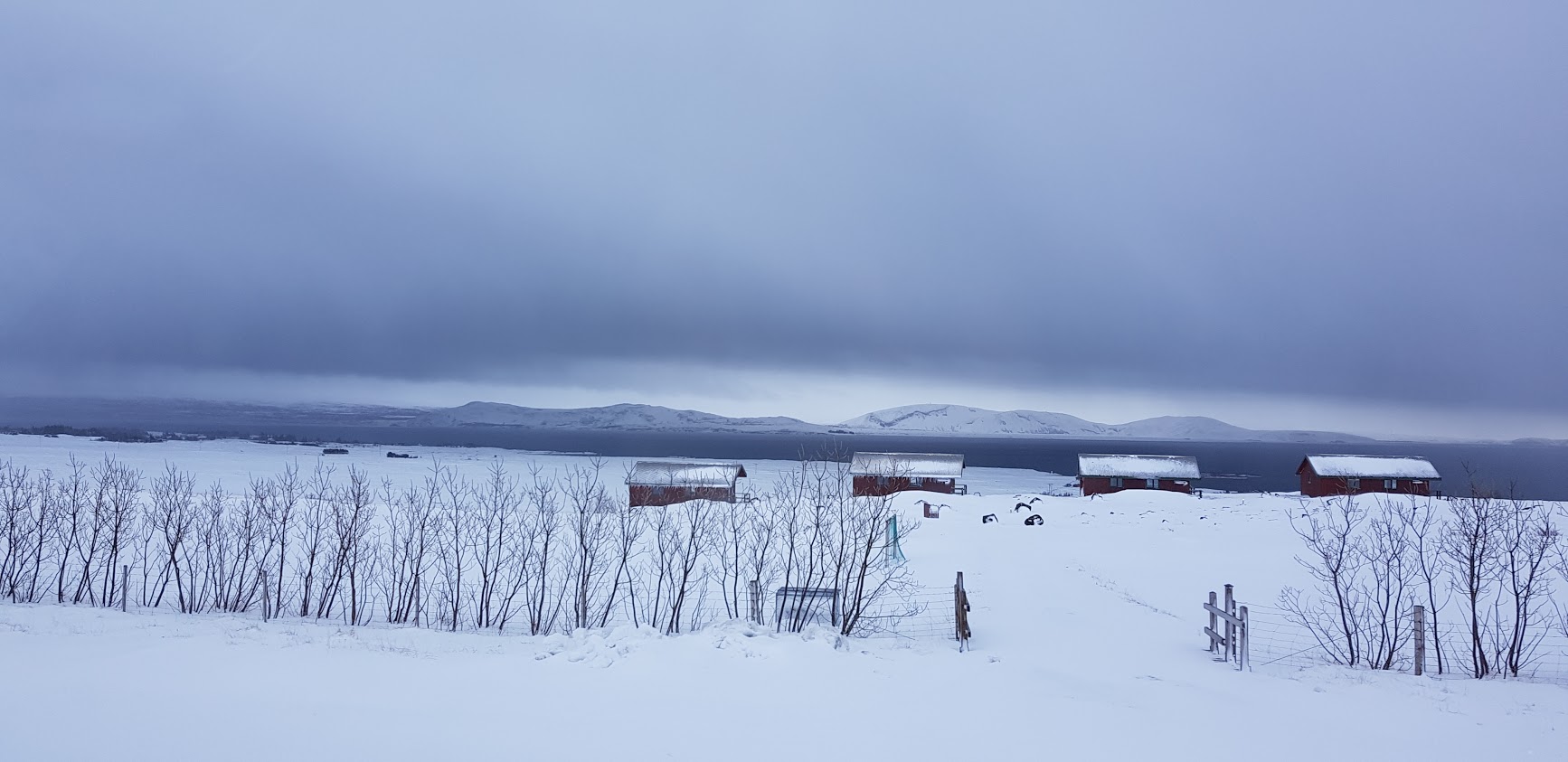 Island #1 – Snig, led, rasjedi i splitske konobarice